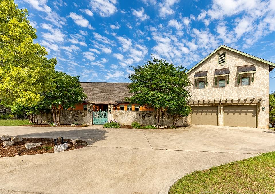 1st image of 220 Highridge Dr