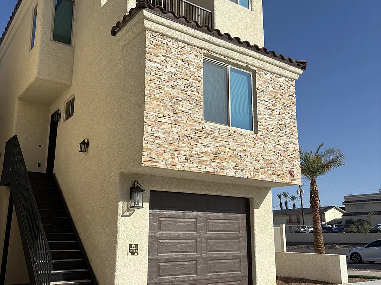 Front exterior/Garage