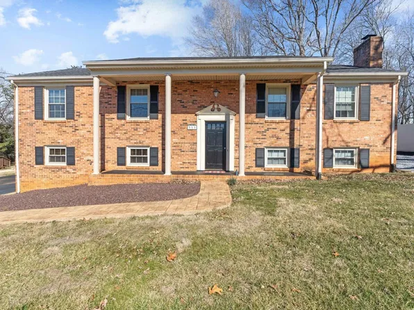 311 Bob Cir, Forest, VA 24551