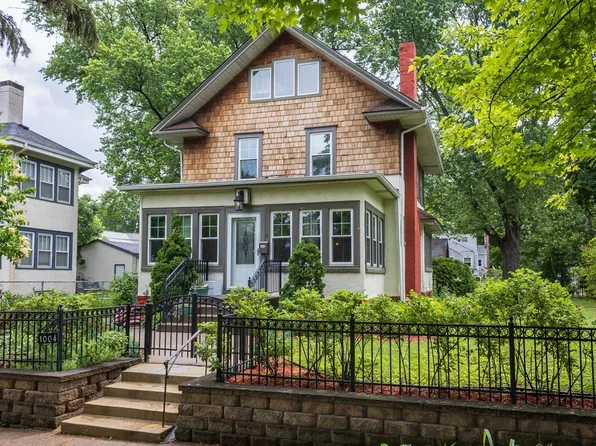 1004 Sheridan Ave N, Minneapolis, MN 55411