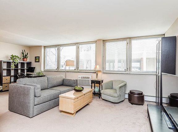 3rd image of 7251 Randolph St APT A4