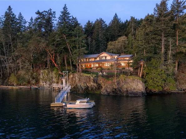 250 Holmes Rd, Saltspring Island, BC V8K 1T6