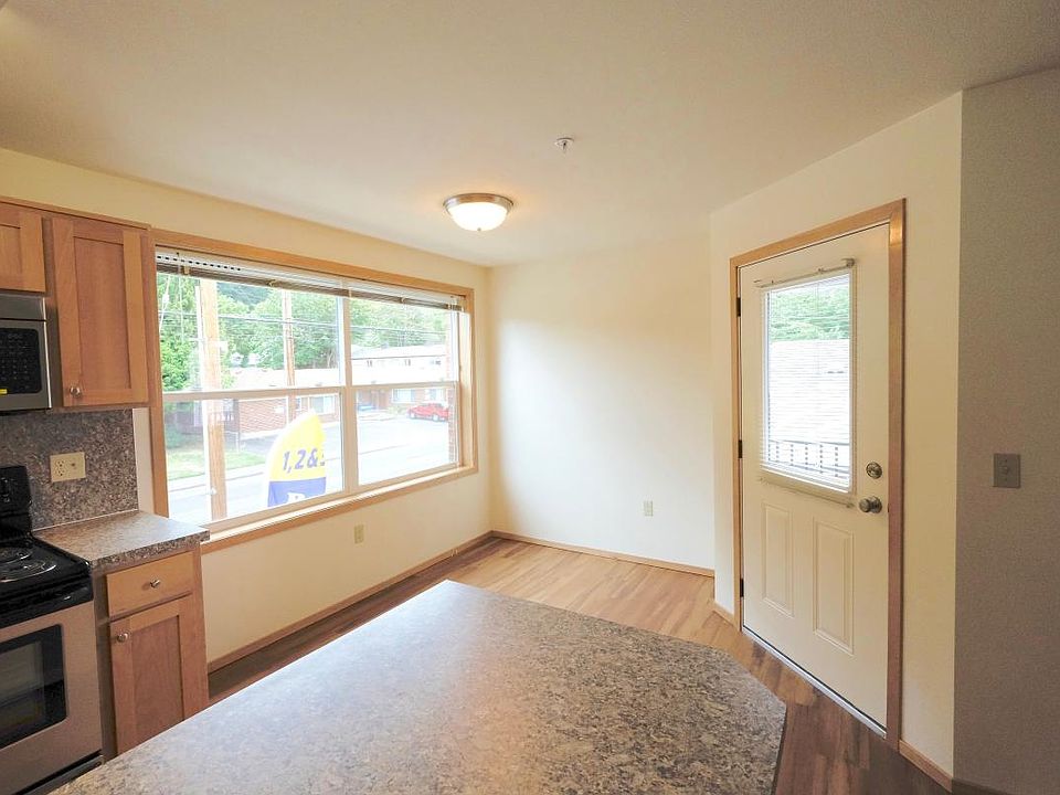 Dining room area