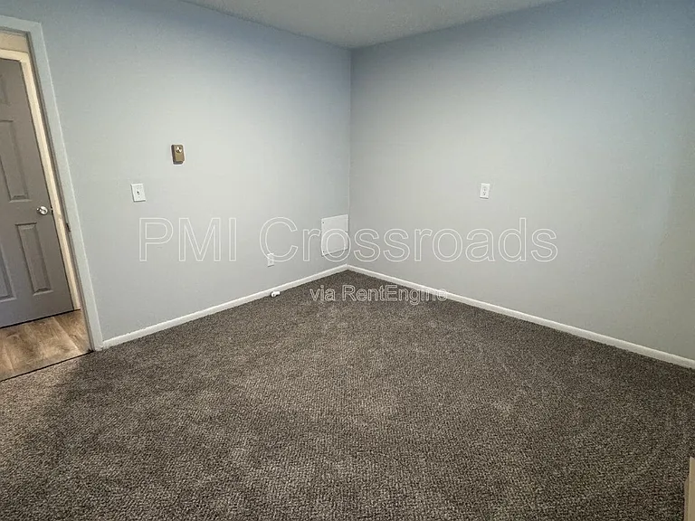 Myers Landing — Photo 18