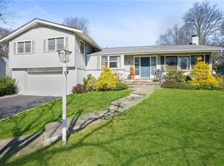 56 Winding Brook Rd, New Rochelle, NY 10804