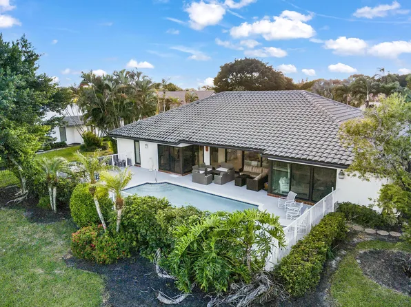 11374 Boca Woods Lane, Boca Raton, FL 33428