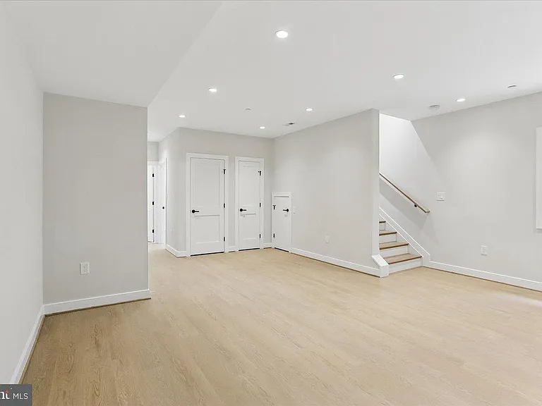 3929 Fulton St NW #A — Photo 52