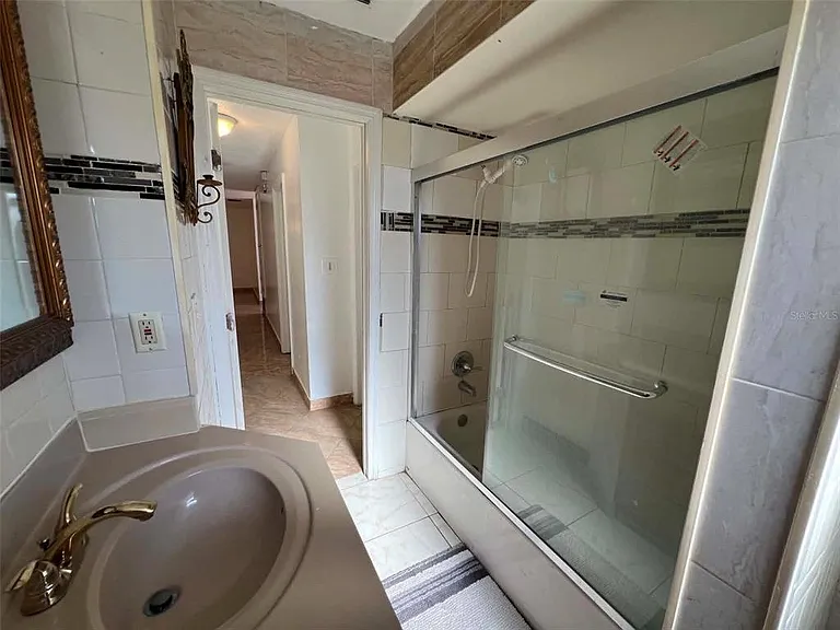 4826 Indialantic Dr — Photo 15