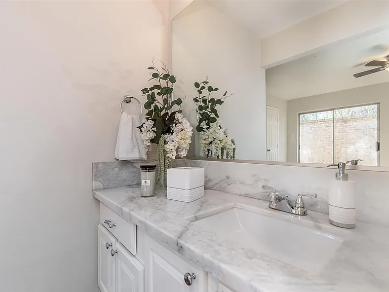 46 N Deerfoot Cir — Photo 18