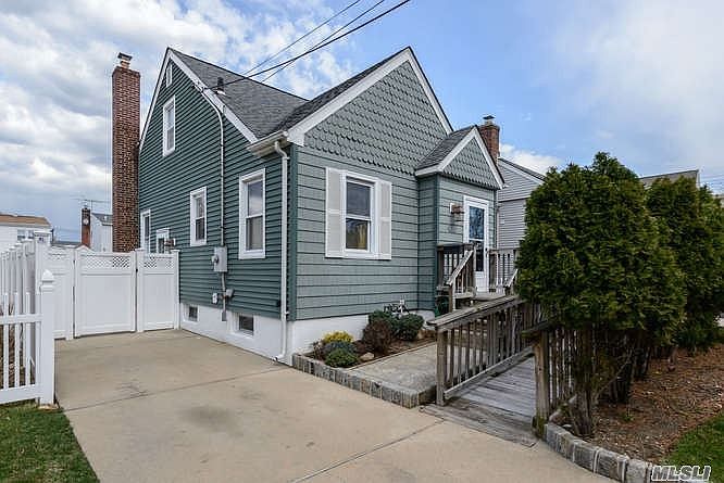 1st image of 1024 Theodora St