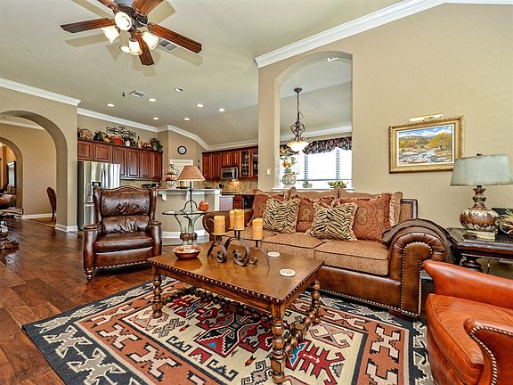 4th image of 11801 Woodland Hills Trl