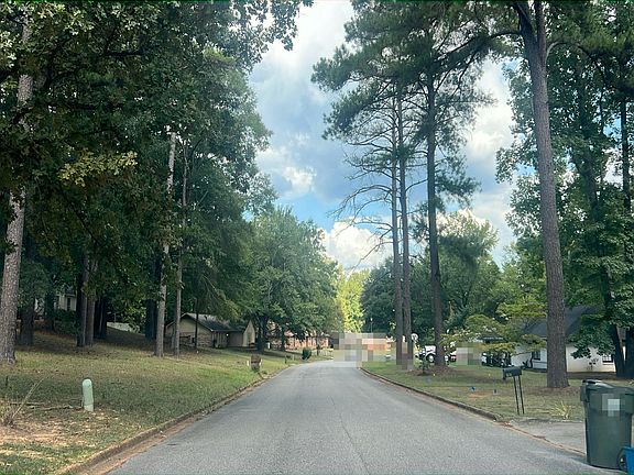 4th image of 5244 Overbrook Rd