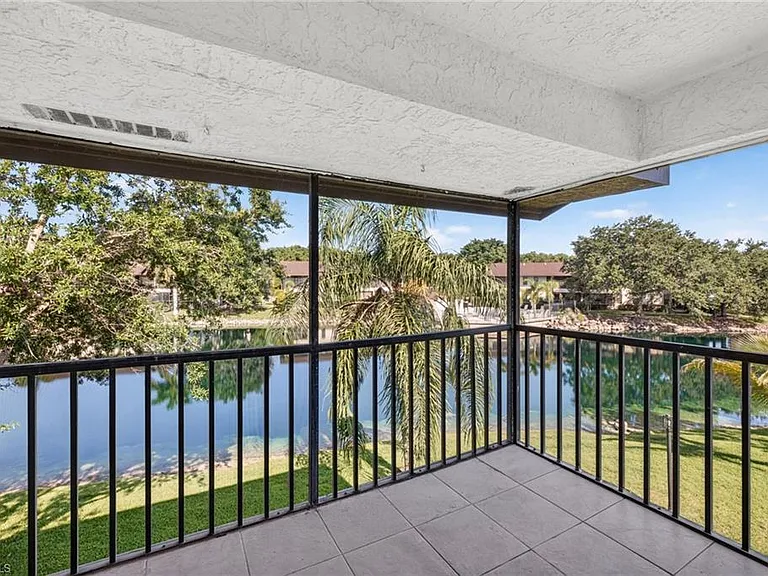 5365 Treetops Dr #S-206 — Photo 18