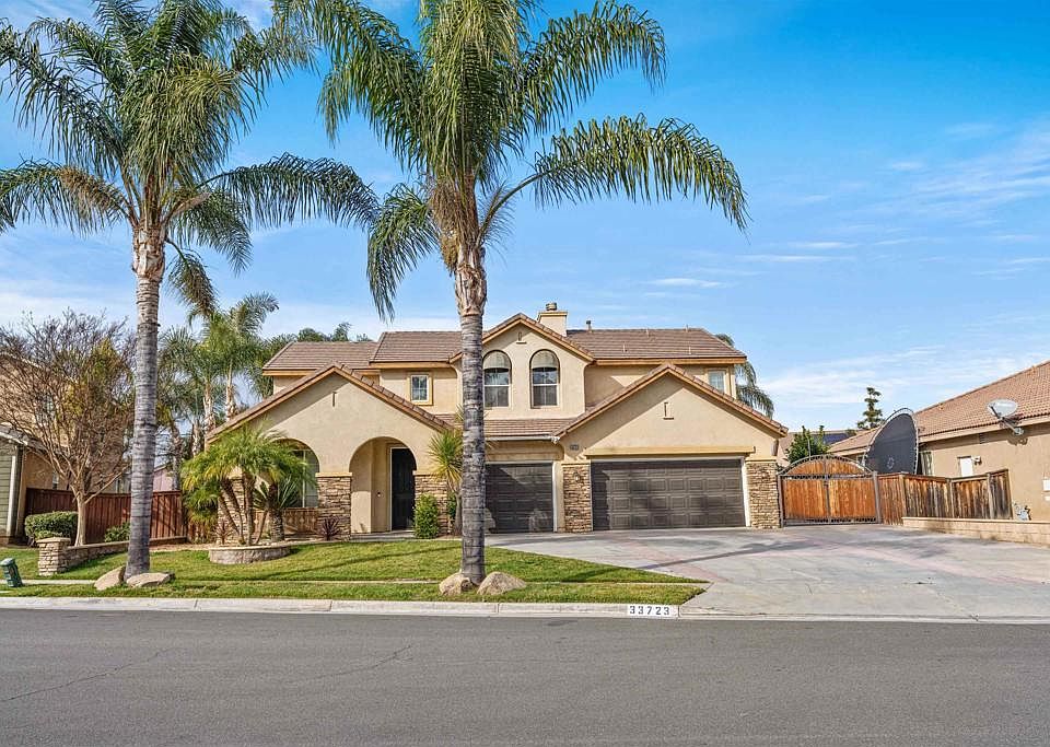 1st image of 33723 Shamrock Ln