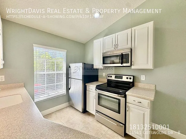 14541 Cotswolds Dr #B — Photo 7