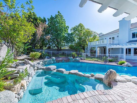 2nd image of 7624 Atherton Ln