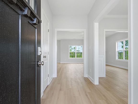 4th image of 132 Sanctuary Street