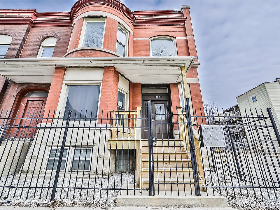 1st image of 111 S California Ave