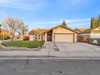 1820 S Willow Creek Dr, Tracy, CA, 95376