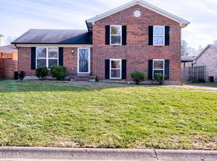 10008 Belltower Ct, Jeffersontown, KY 40299