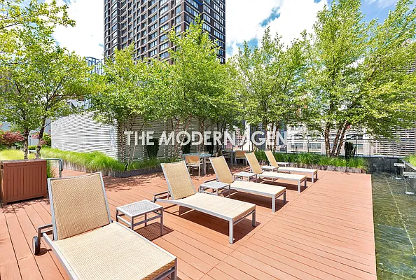 Rented by Level Group | media 26