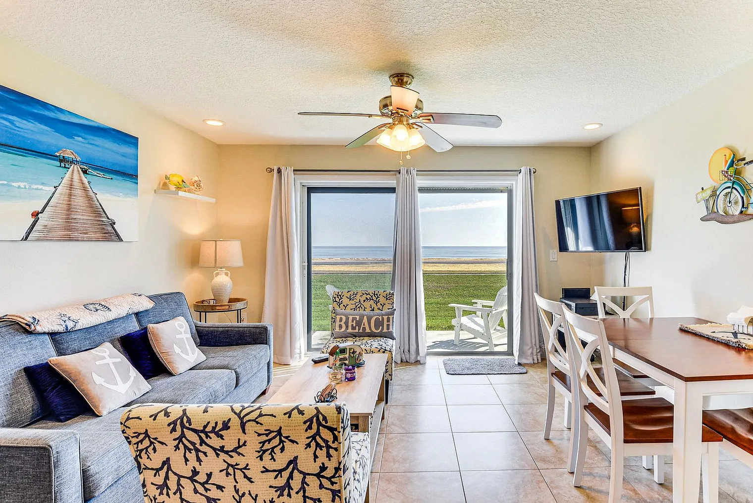 2 bed, 2.0 bath, 968 sqft, $2,967 — Photo 1