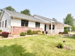 18708 238th St, Council Bluffs, IA 51503