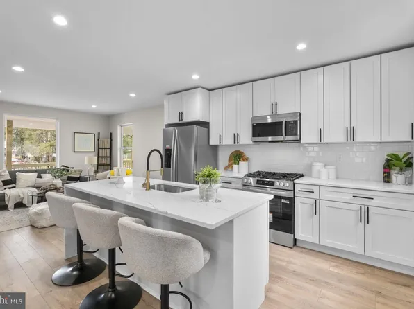 4306 Fernhill Ave, Baltimore, MD 21215