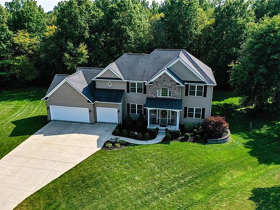 2nd image of 3366 Northbrooke Cir