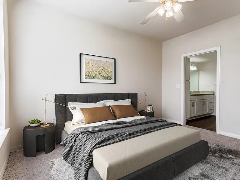 Chateau Des Lions Apartment Homes — Photo 13