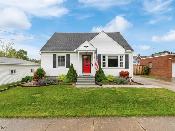 174 Woolf Ave, Akron, OH 44312