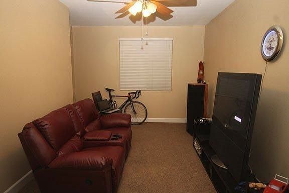 4th image of 1038 Bronco Dr