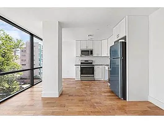 Rented by Nest Seekers International | media 6