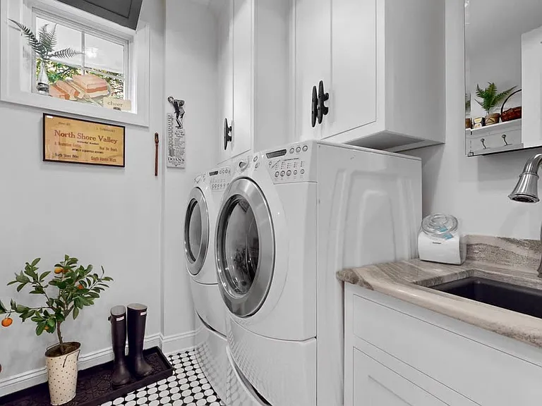 Laundry Room Cabinet