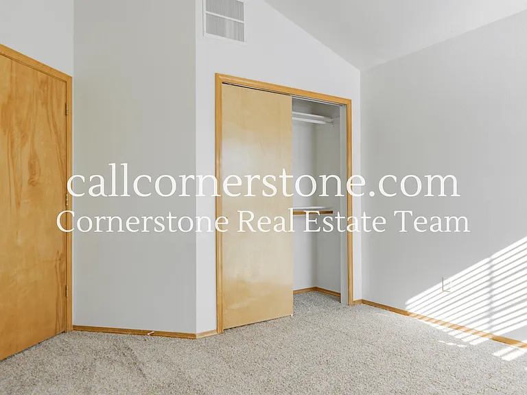 4299 Brushridge Dr — Photo 16