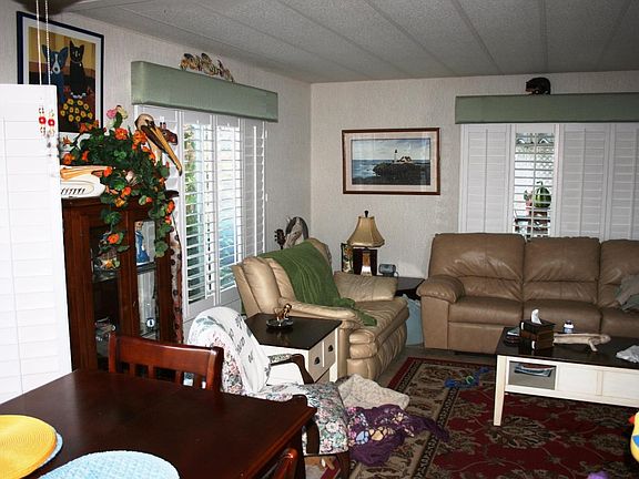 5th image of 64 Pepperwood Way