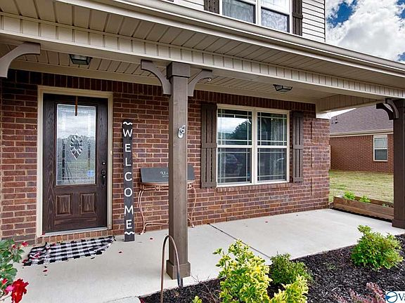 3rd image of 107 Stratman Dr