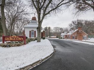 30C Halifax Ct, Springfield, MA 01108