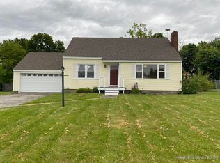 76 Birchwood Blvd, Brewer, ME 04412