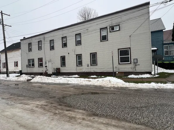 801 Helen St, Sault Sainte Marie, MI 49783