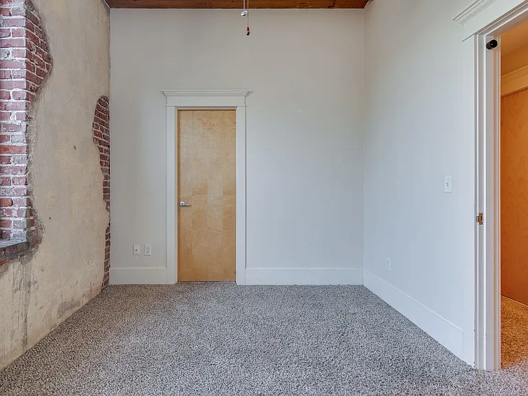 137 Patterson St #G — Photo 32