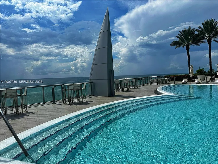 17121 Collins Ave #4006 — Photo 9
