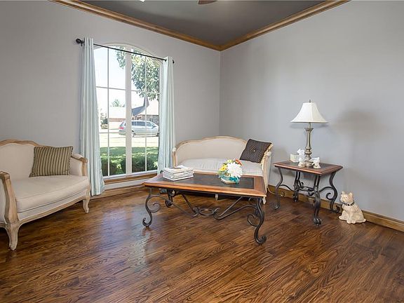 5th image of 3517 Lindee Ln