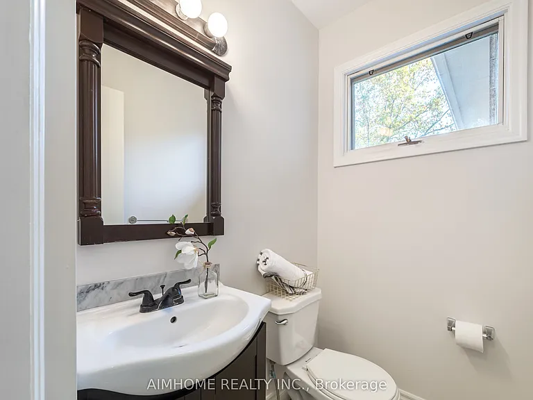471 Cummer Ave — Photo 11