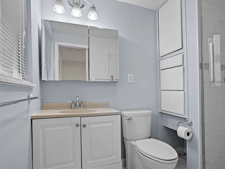 8725 Erie Ln — Photo 31