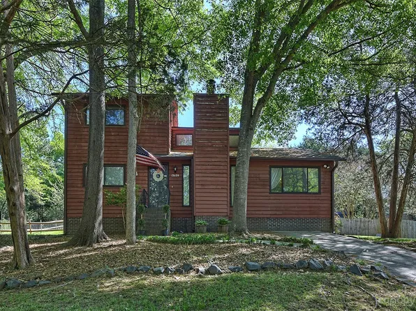 12029 Five Cedars Rd, Charlotte, NC 28226