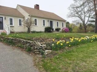 244 Middle Rd, Falmouth, ME 04105