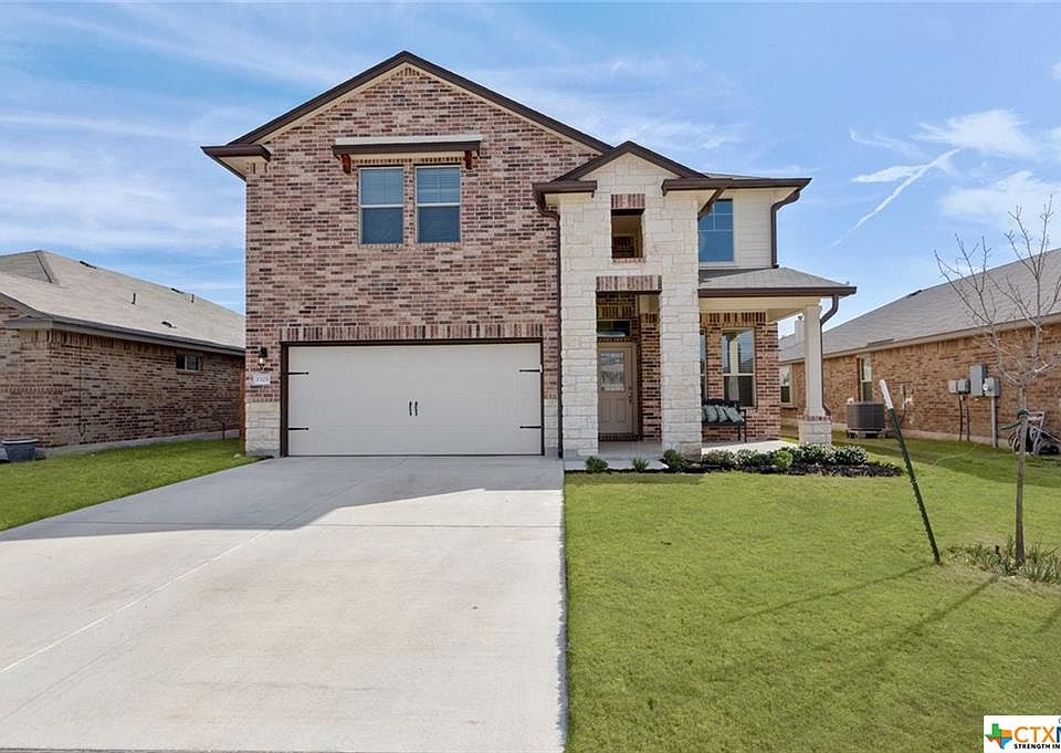 1st image of 1325 Emerald Gate Dr