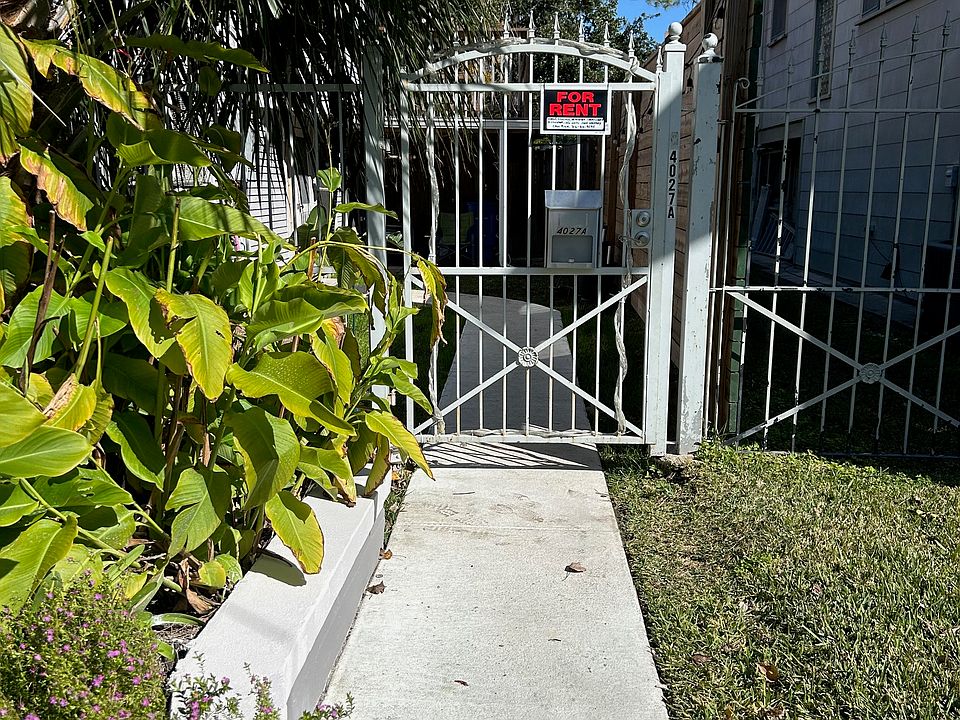 Private entrance