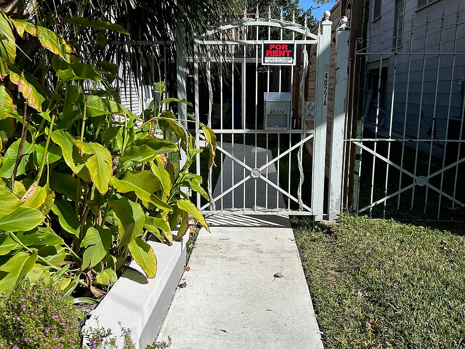 Private entrance